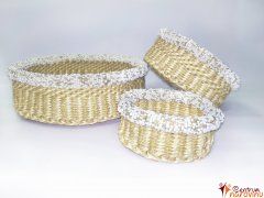 Set of baskets with beads