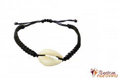 Black nylon bracelet and seashell