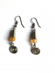 Metal earrings with beads