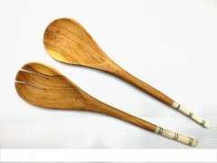 Set of wooden stirring spoons